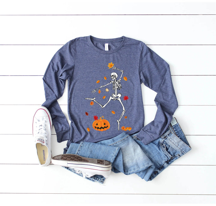 Camiseta de manga larga con diseño de esqueleto y calabaza otoñal para mujer, ideal para Halloween y Acción de Gracias.